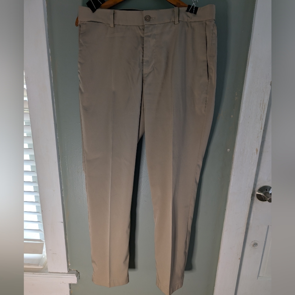 Nike Flex Core Standard Fit Golf Pants, Mens Size32x30, Khaki
